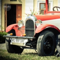 Masina de epoca pentru nunta