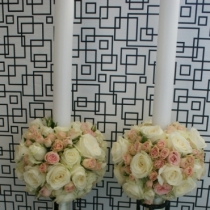 Lumanari cununie cu minirose si trandafiri