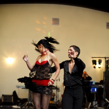 Show LATINO 1 pereche